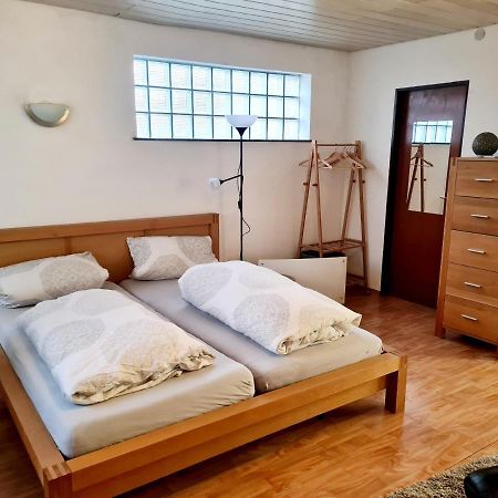 Apartment Zum Wohlfuehlen In Ruhiger Lage พฟุงชตัดท์ ภายนอก รูปภาพ